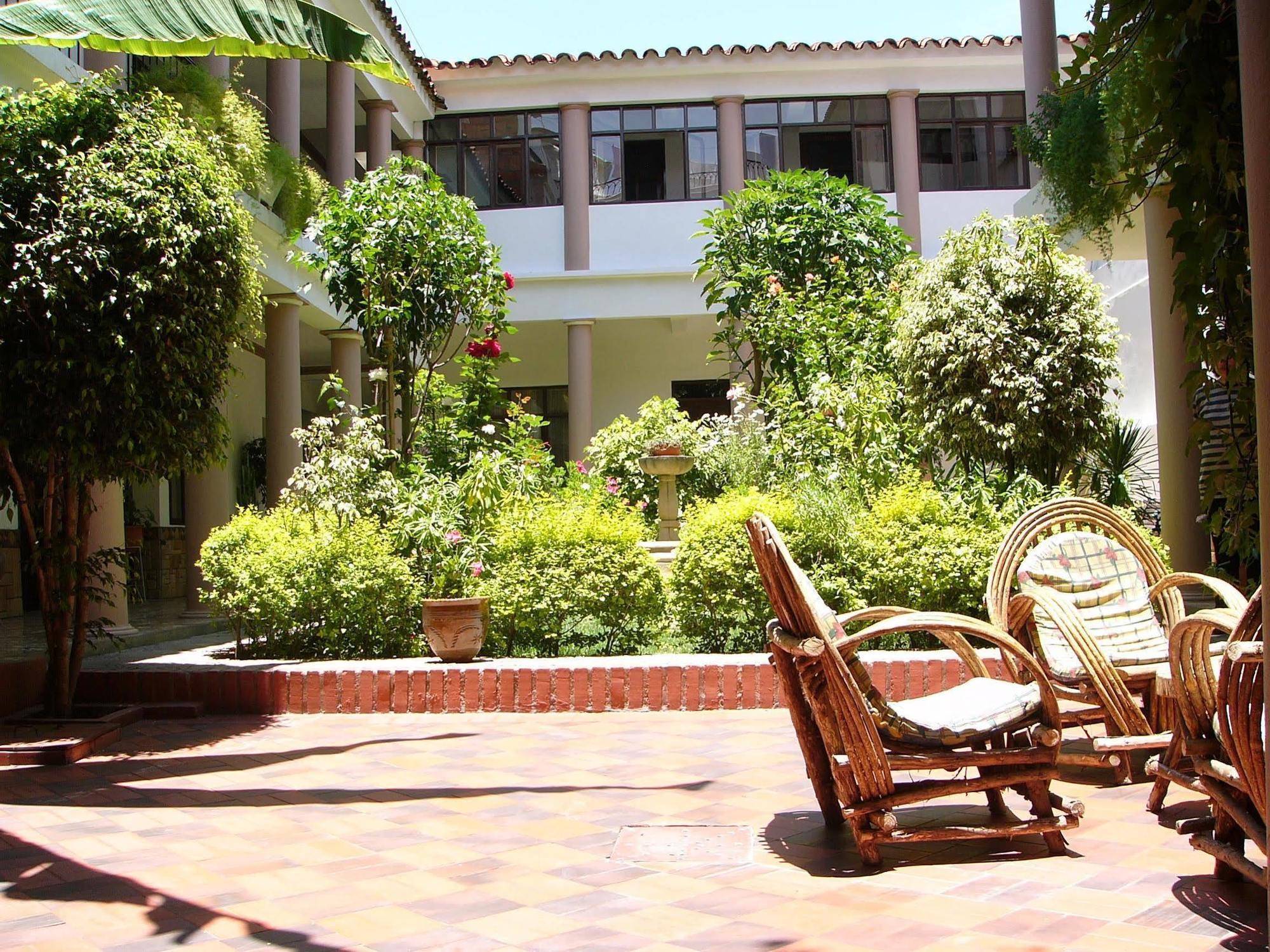 Hotel Independencia Sucre Exterior foto